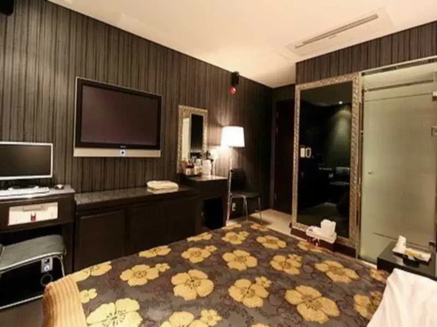 Time Hotel