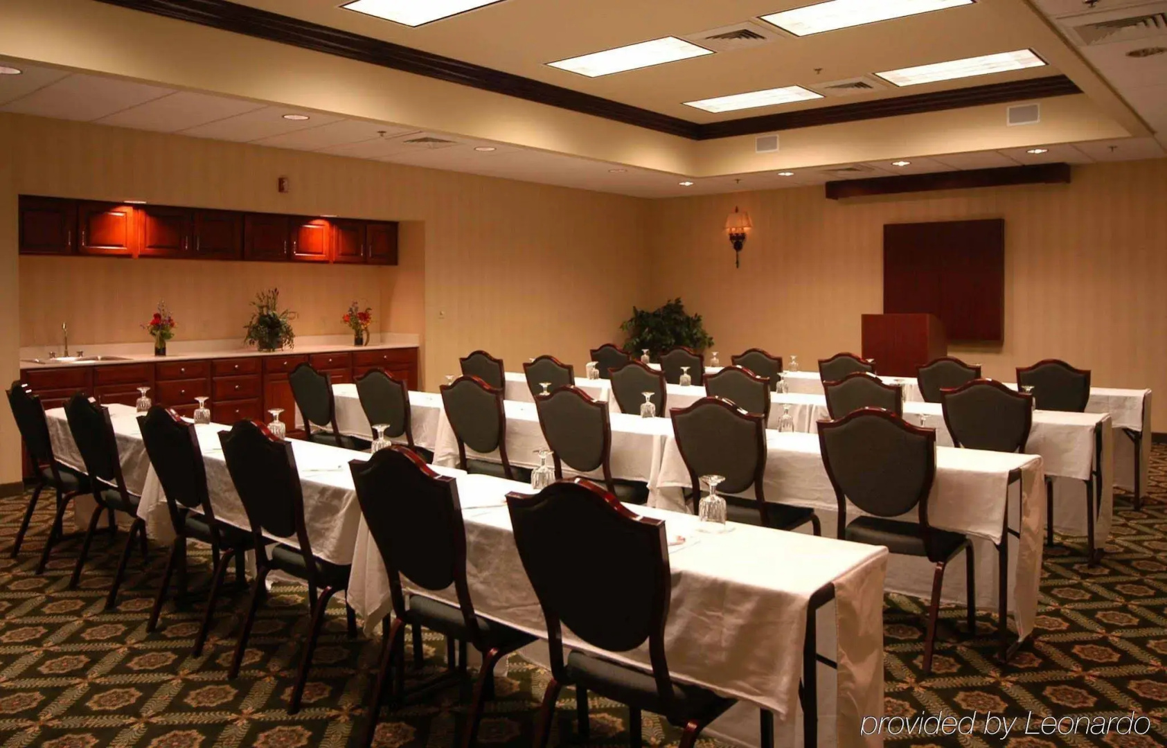 Holiday Inn Express State College at Williamsburg Square by IHG