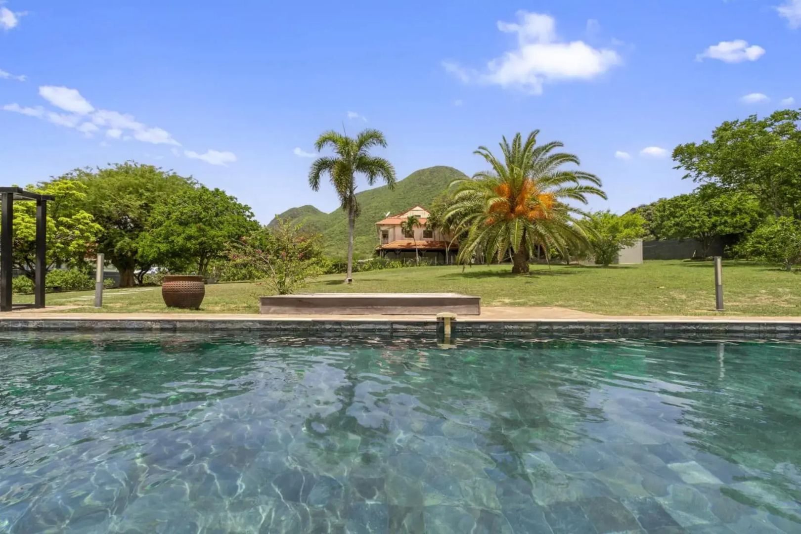 Villa Neivy - 5 ch, grande piscine, à 3 min de la plage