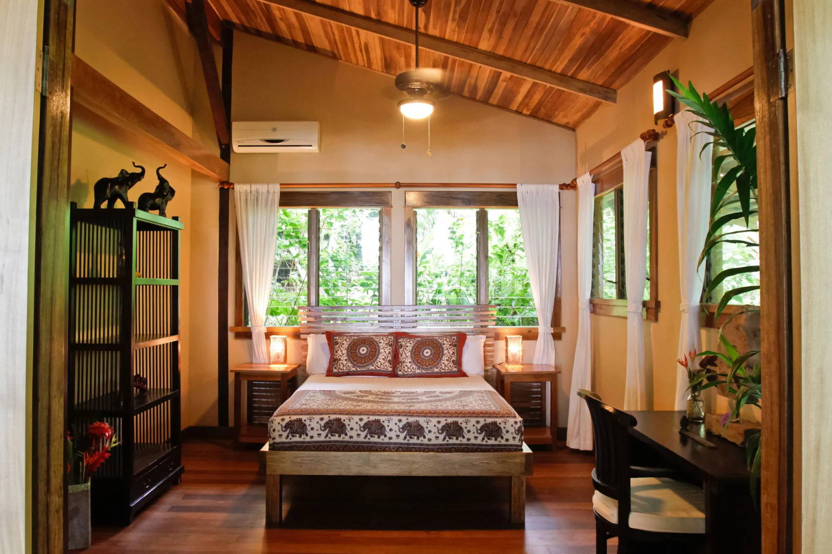 Copa De Arbol Beach & Rainforest Resort