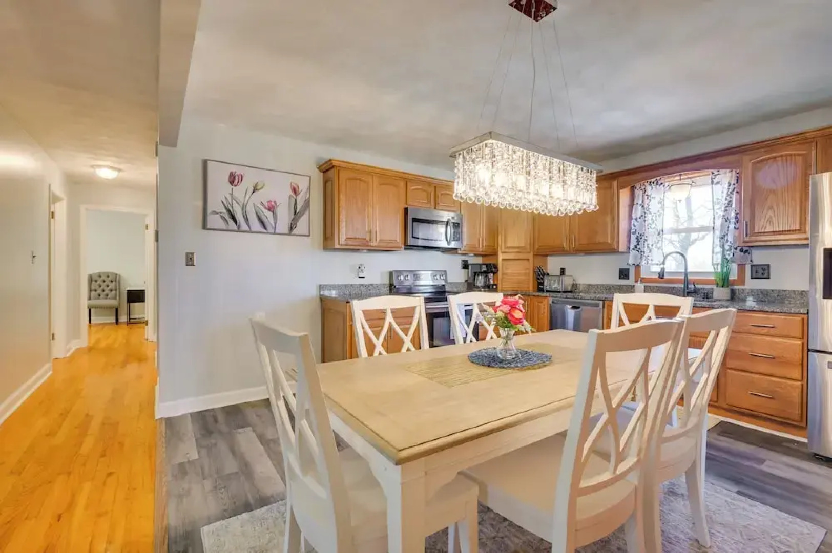 Deck & Grill: Convenient Home in Hummelstown