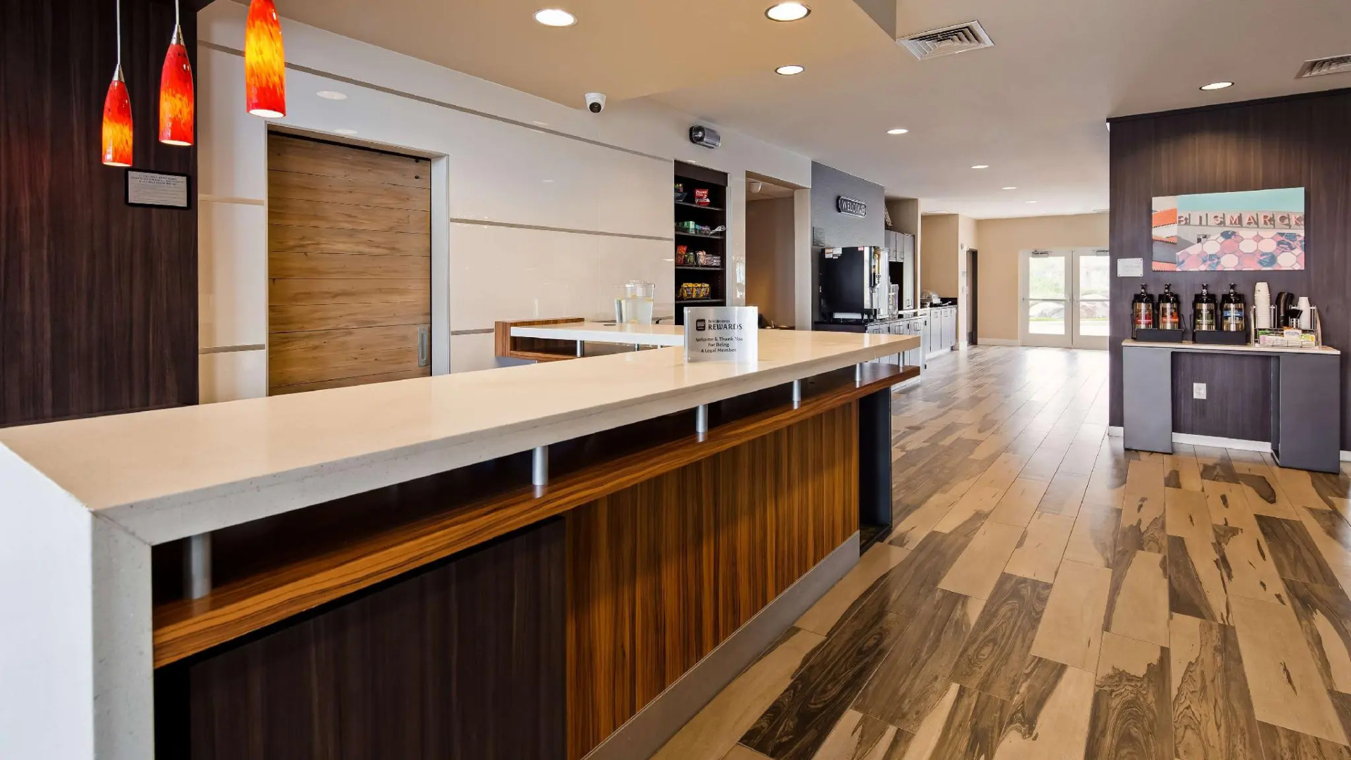 Super 8 Bismarck North