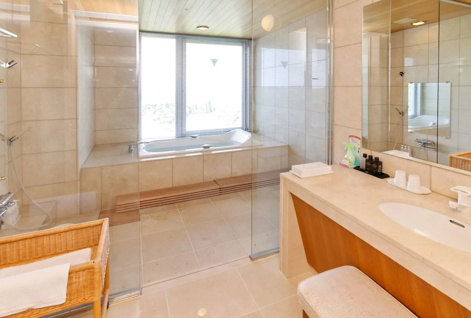 Kamenoi Hotel Aomori Makado