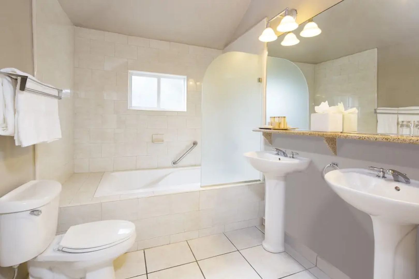 The Verandah Resort & Spa, Long Bay