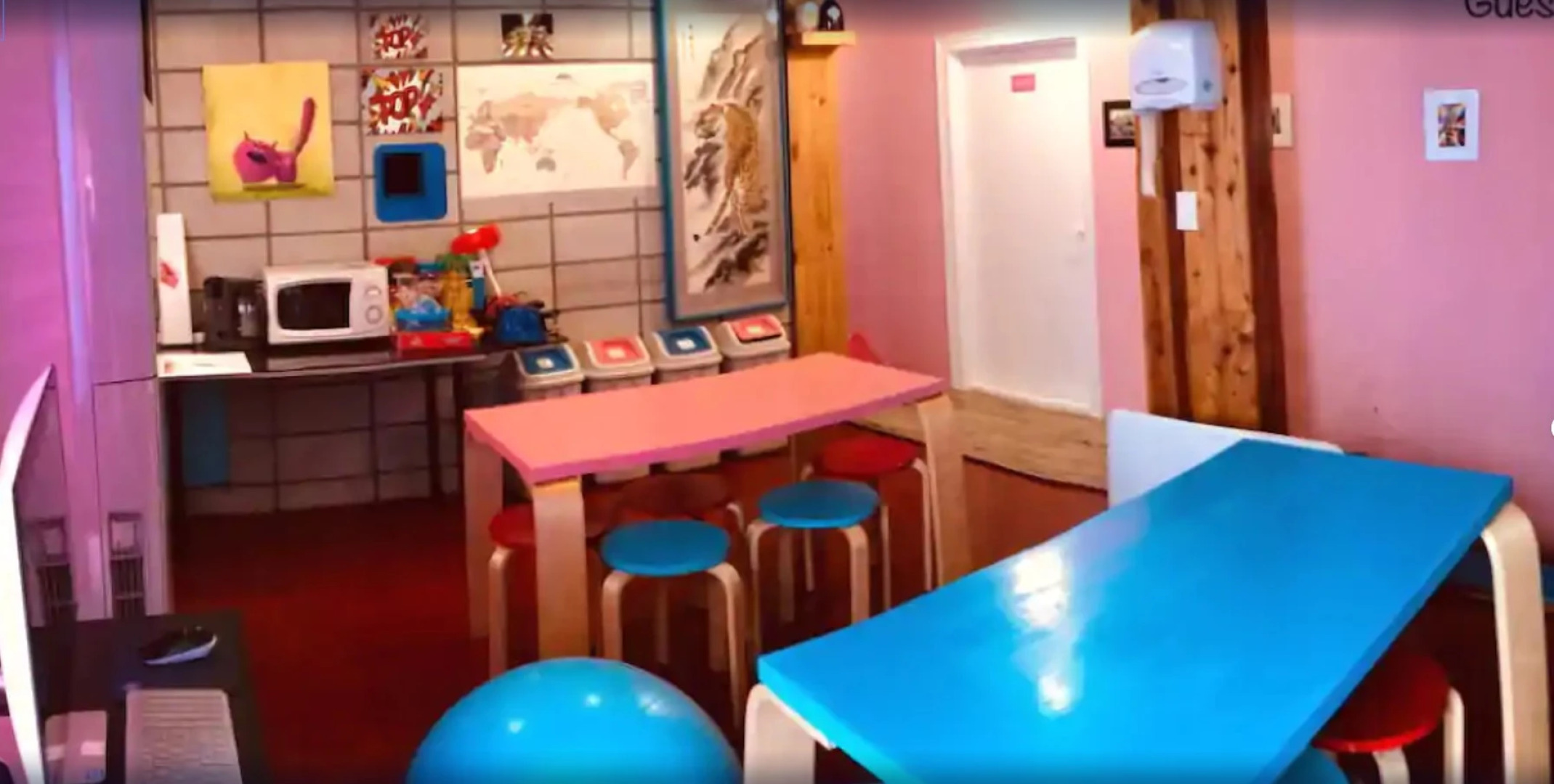 POP Guest House - Hostel