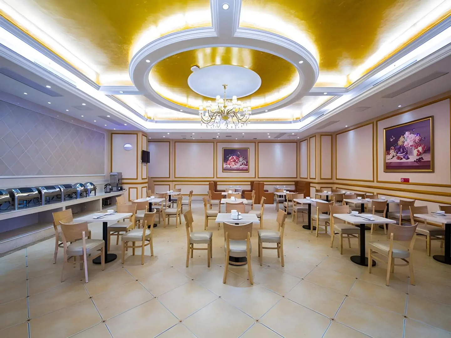 Vienna Hotel (Xiantao Huanggong)