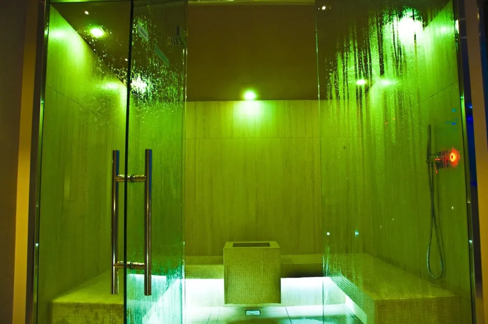 Ambruosi Village Resort & Spa