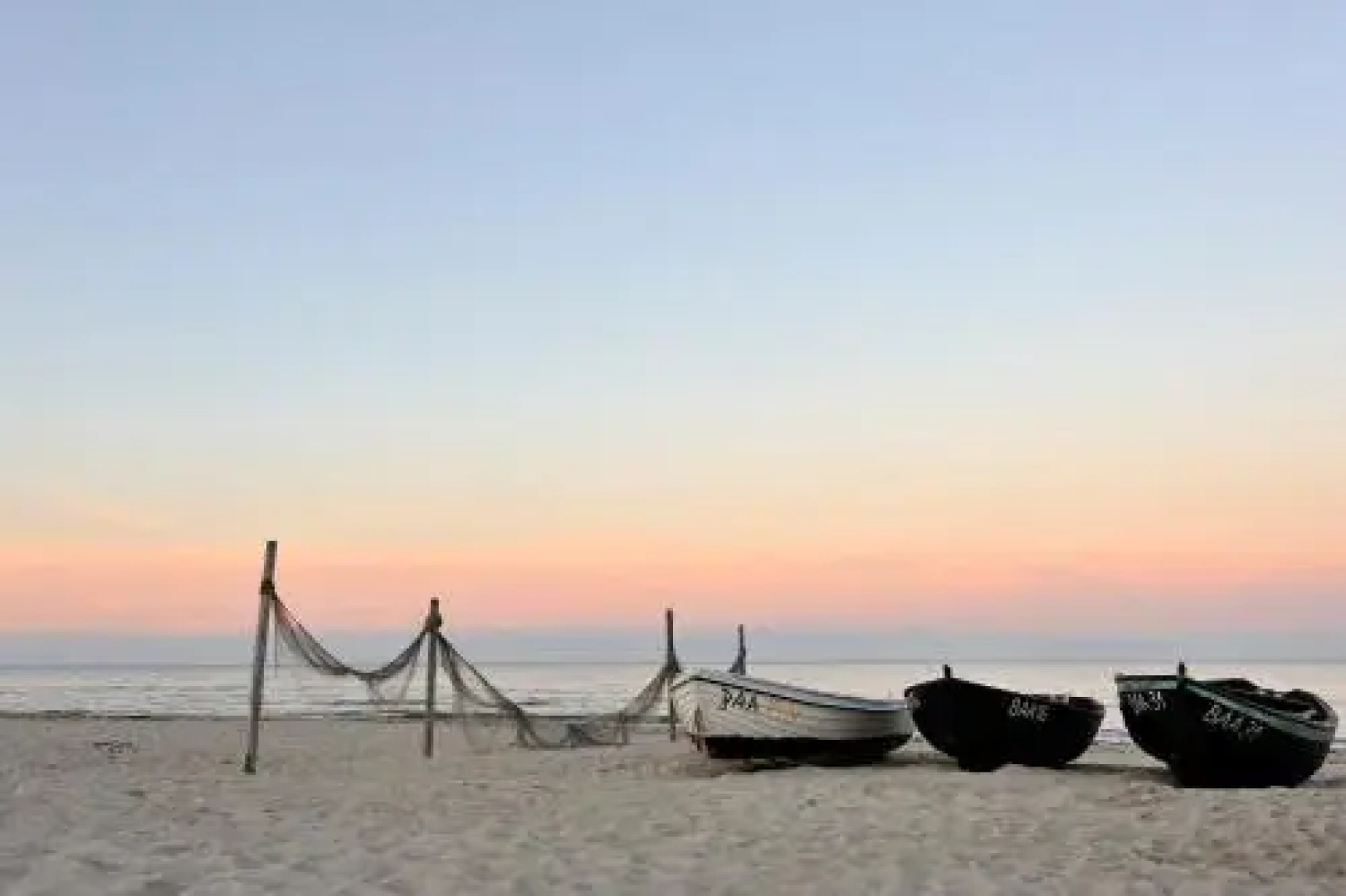 Holiday Home With Direct Access to the Beach