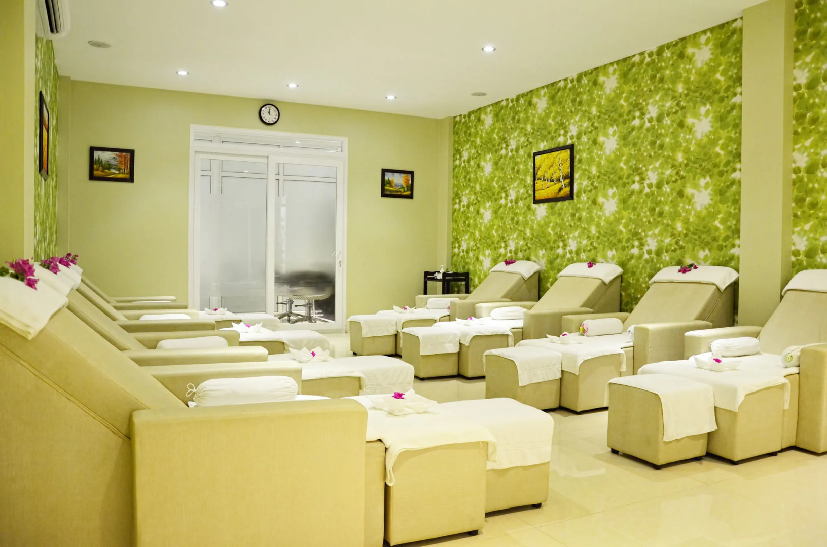 The Sailing Bay Beach Resort