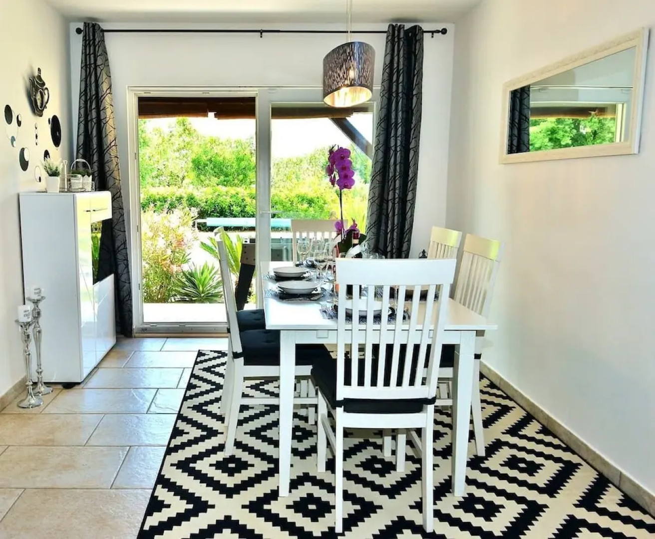 Villa Doris With Heated Pool gym and Kids Playground