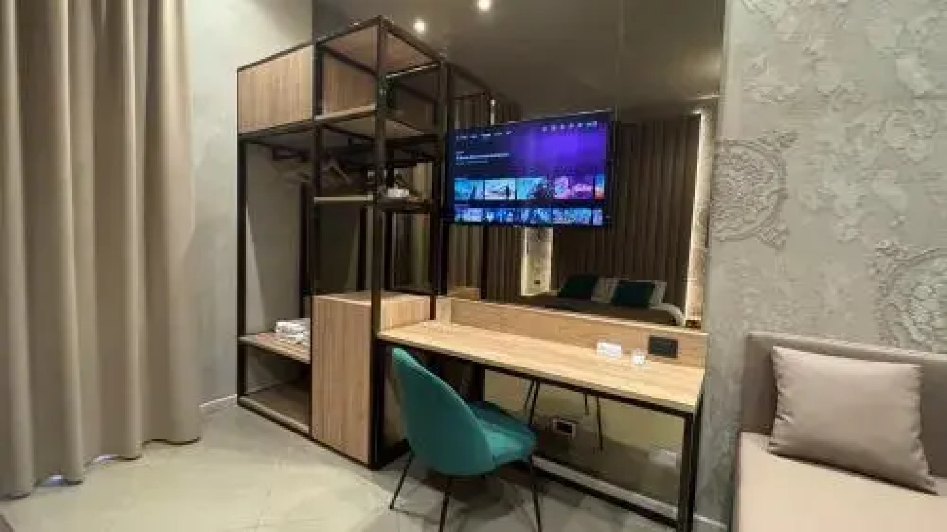 Tropicana Room Bed  Breakfast