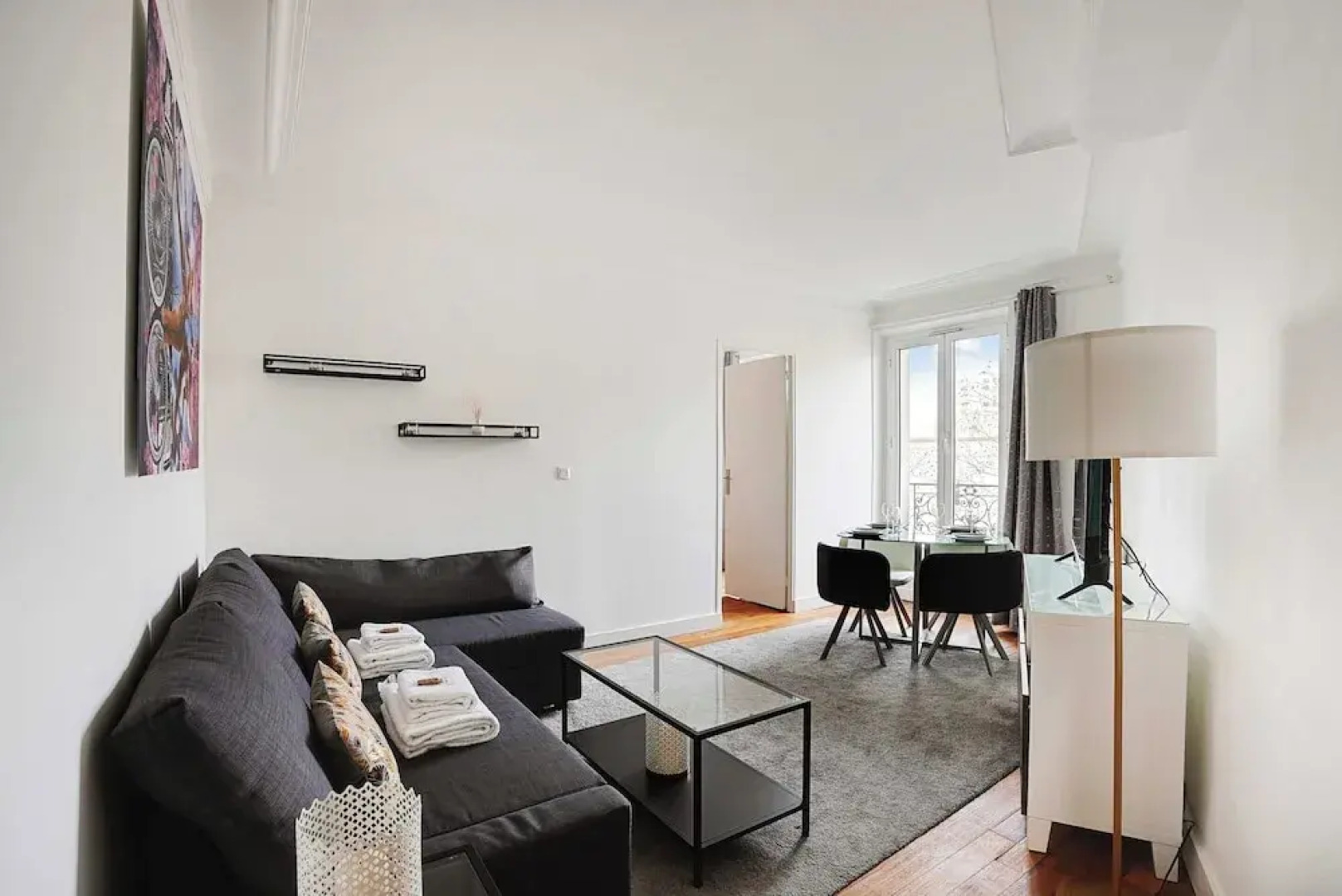 Chic Apartment - 1br/4p - Next to Paris