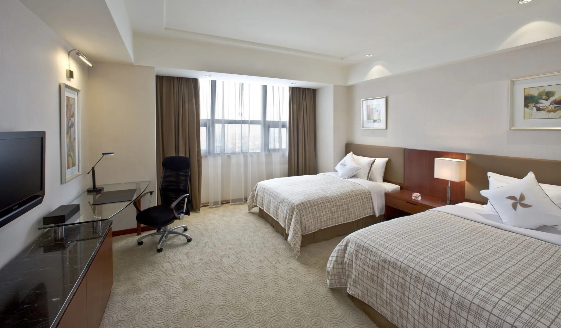 Merryland Traders Hotel