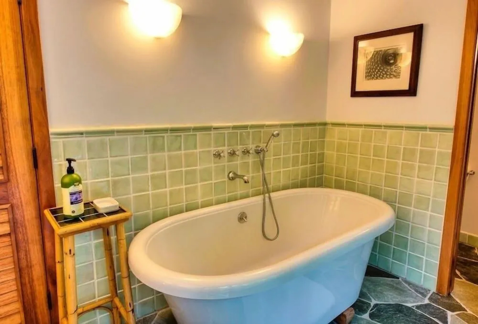 Lani Kai 4 Bedroom Home by Redawning