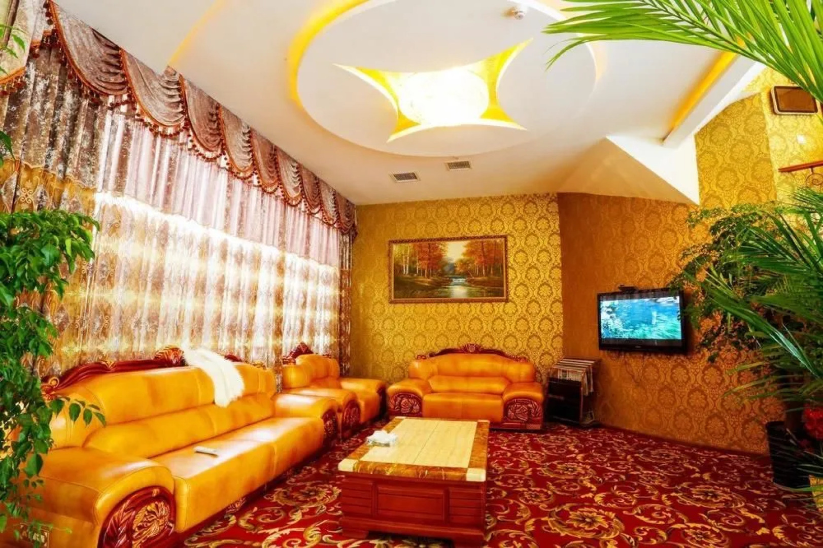 Century Sunshine Hotel