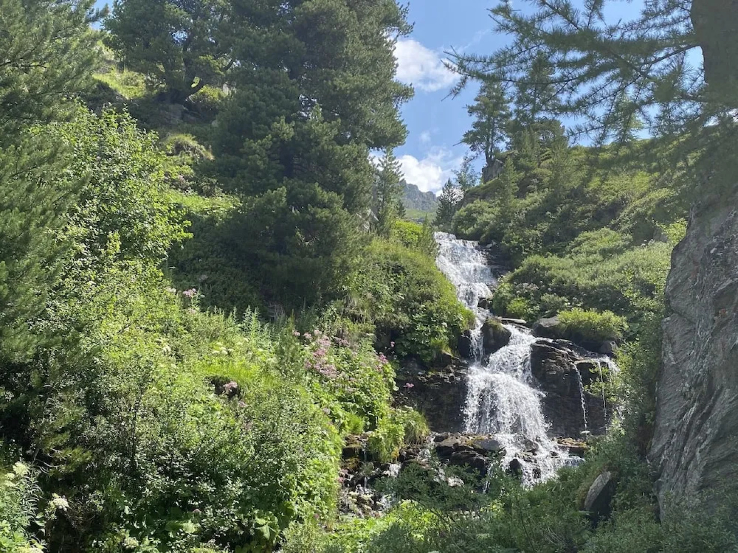 Cozy Apartment with Balcony in La Tzoumaz