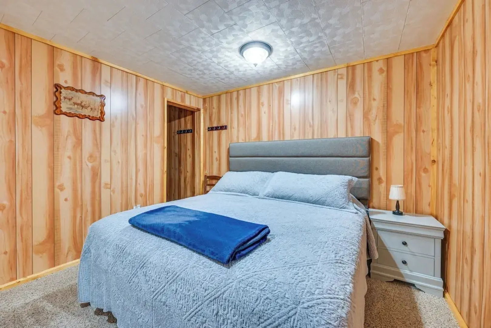 Woodsy Kentucky Escape w/ Game Room & Lake Access!