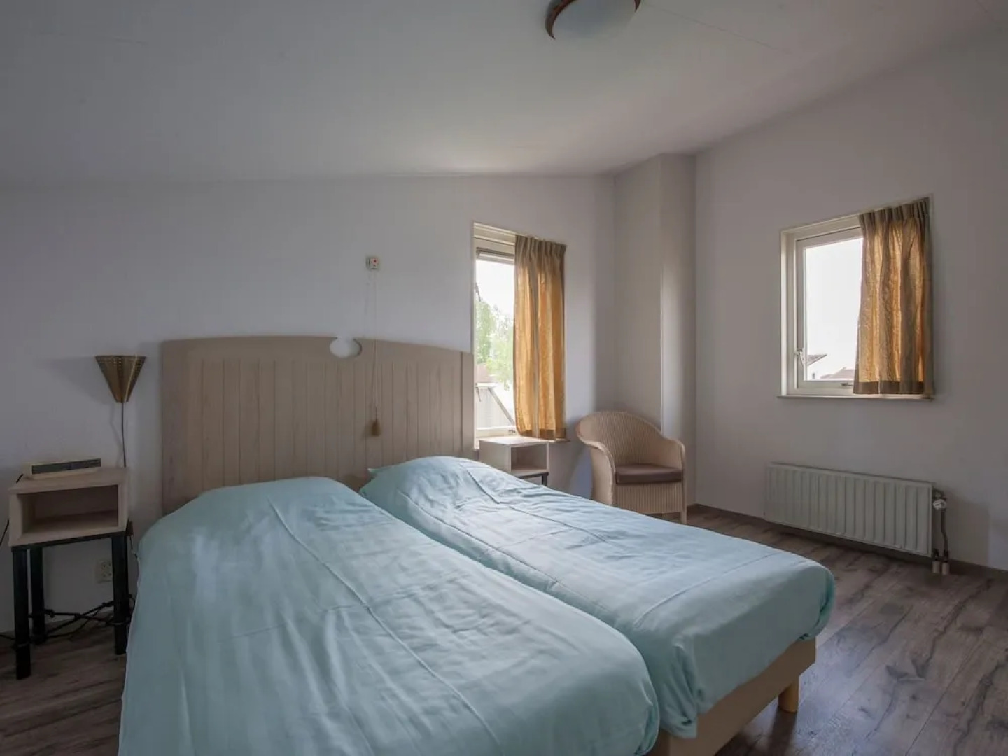 Detached Villa With Fireplace, Beach Within Walking Distance