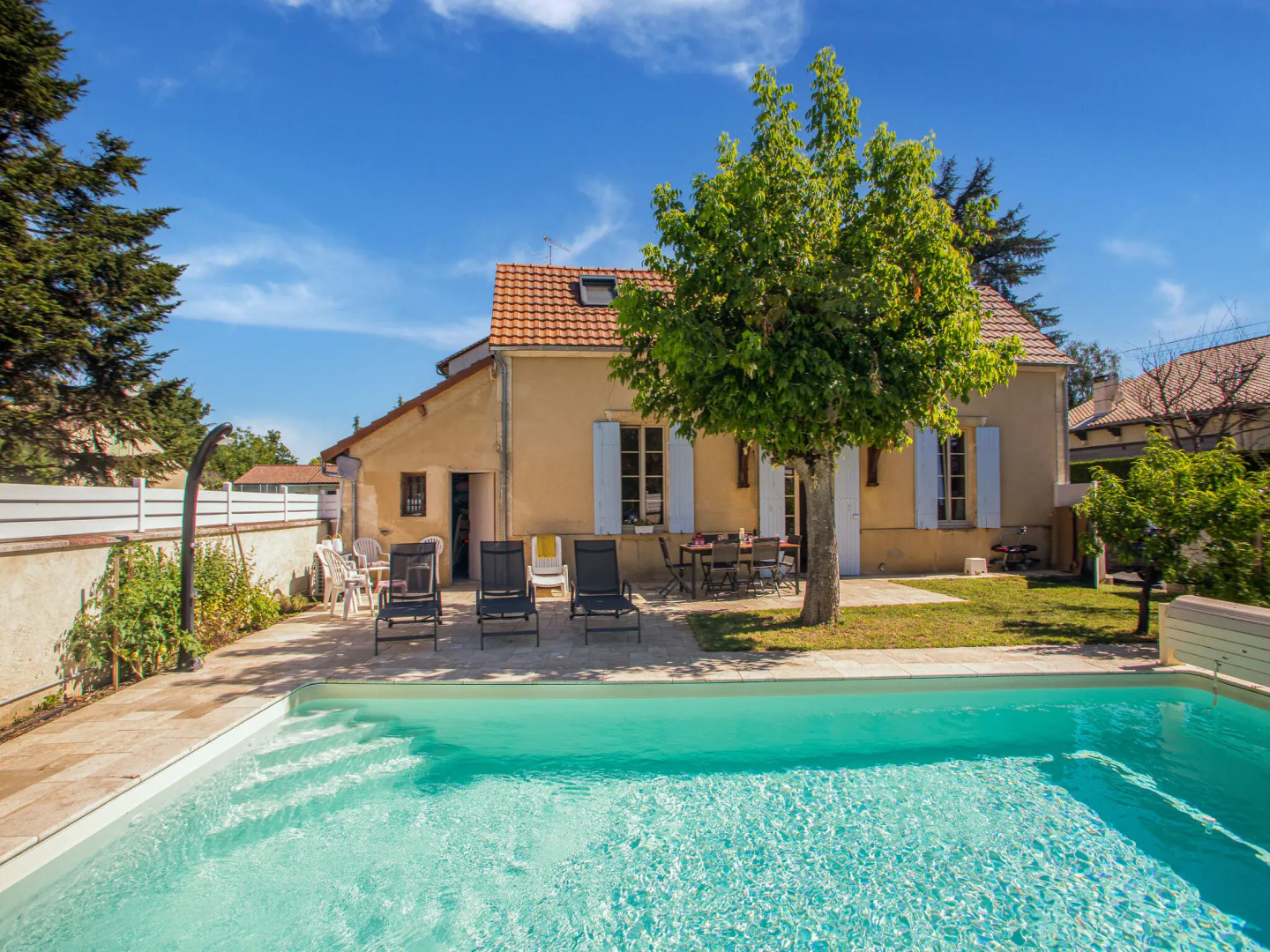 Cozy Bergerac Haven w/ Pool