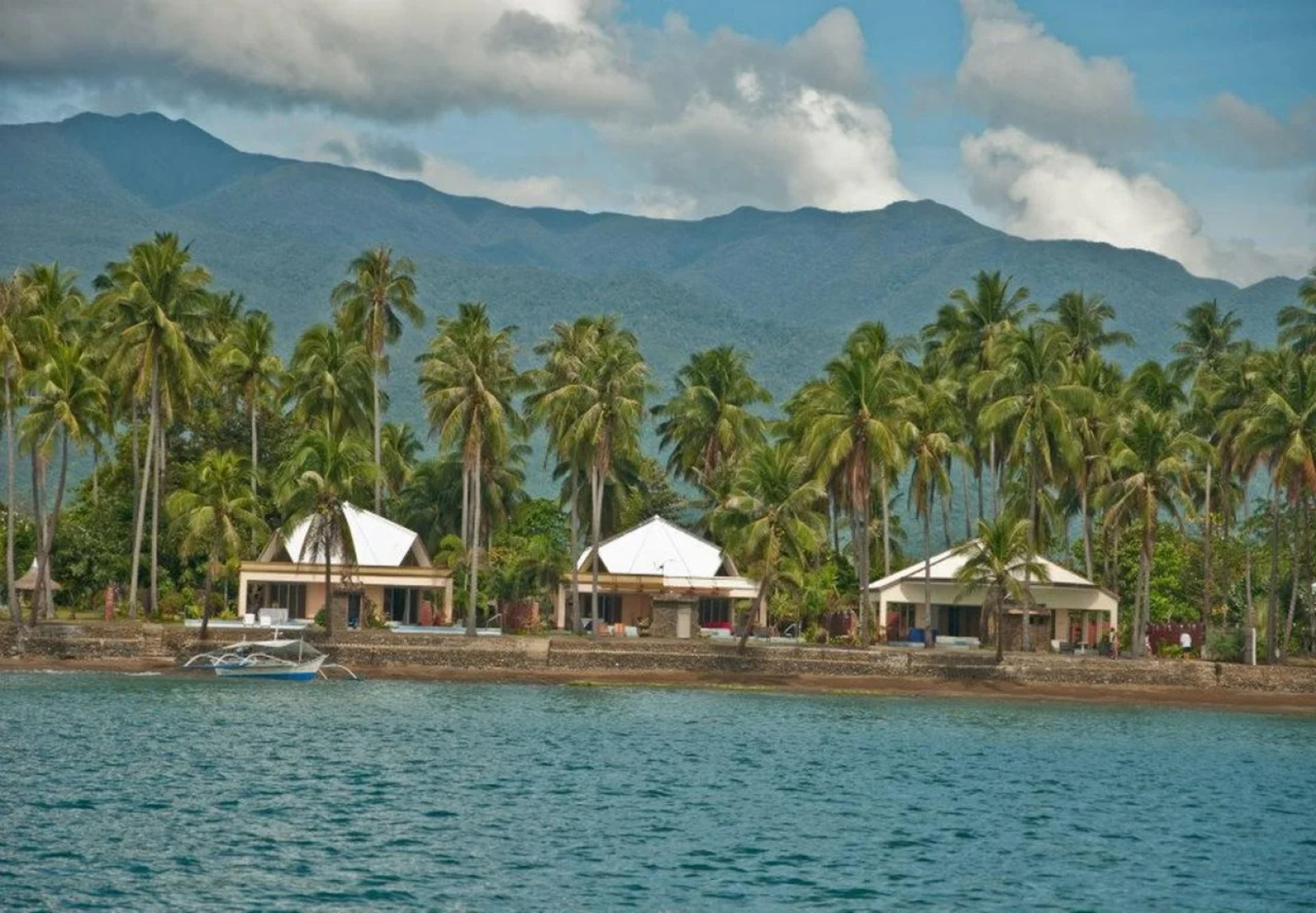 Crystal Paradise Resort Spa & Winery