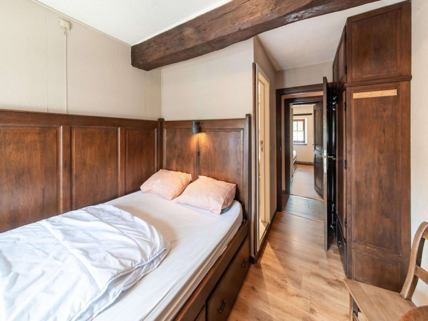 Vacation Home With BBQ Near Hotton