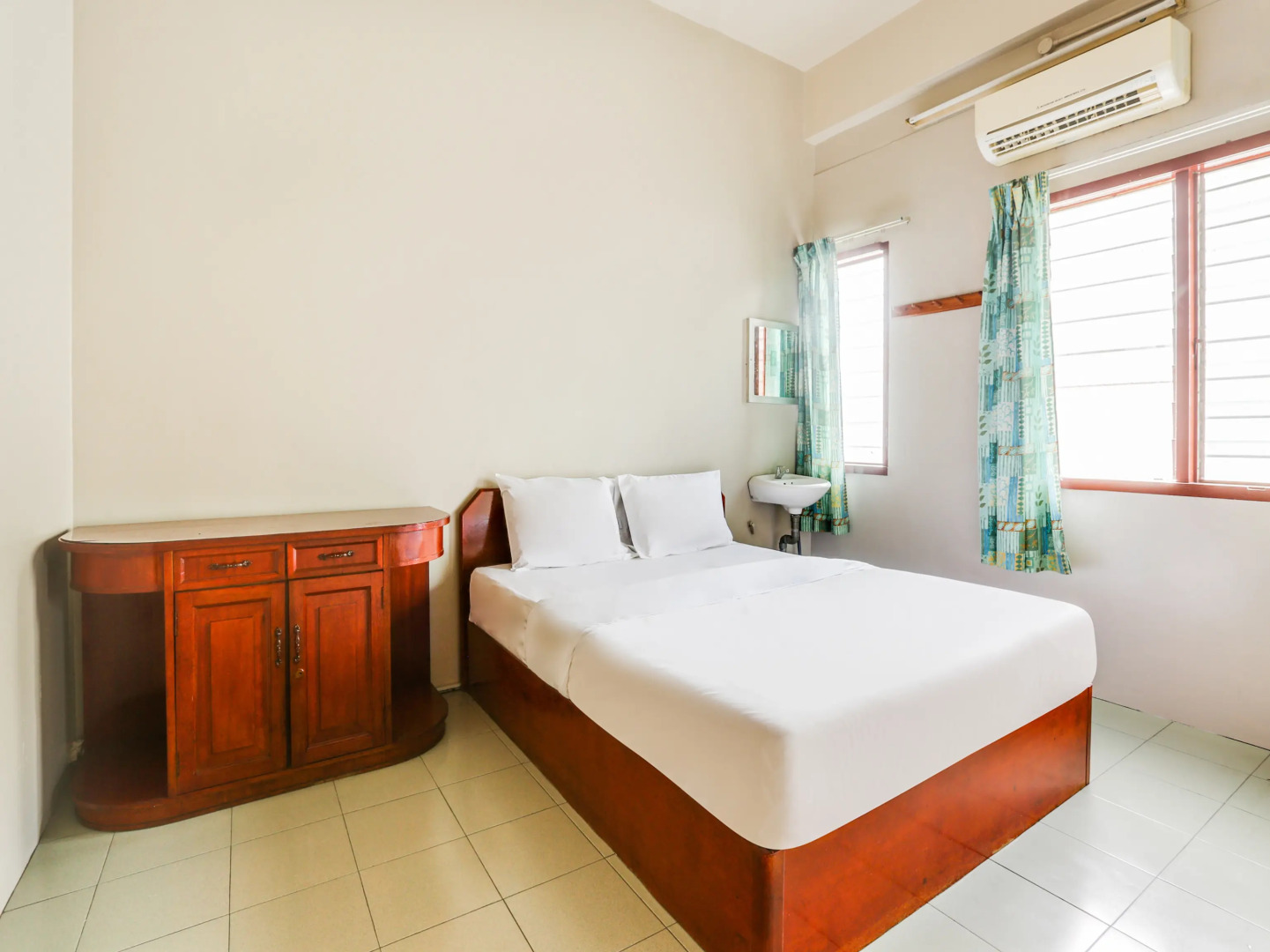 Hotel Dinar by OYO Rooms