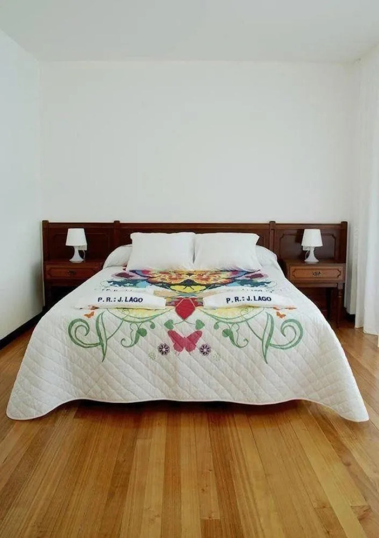 Pensión Residencia J. Lago