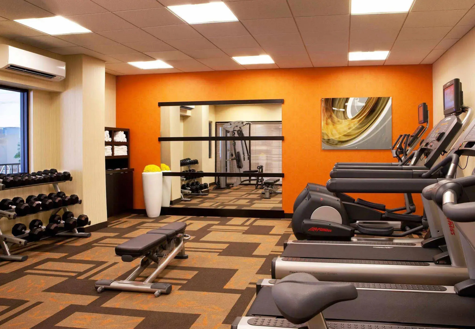 Courtyard by Marriott Alexandria Pentagon South