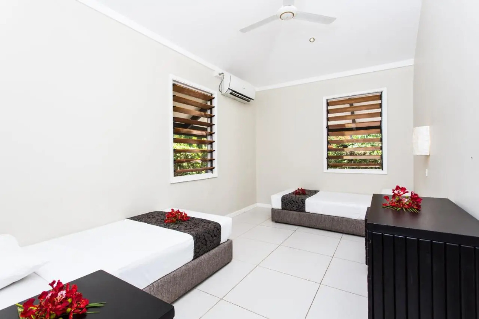 Plantation Island Resort