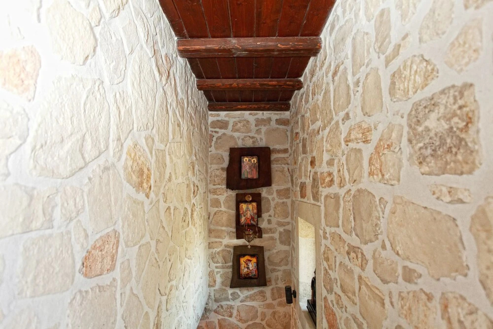 Villa with private pool near the beach