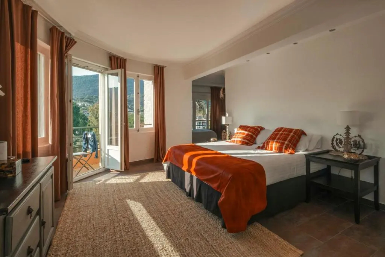 Surplage Hôtel Cavalière