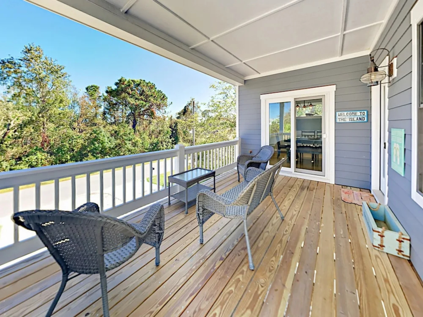 1418 Searay Home 4 Bedrooms 3 Bathrooms Home