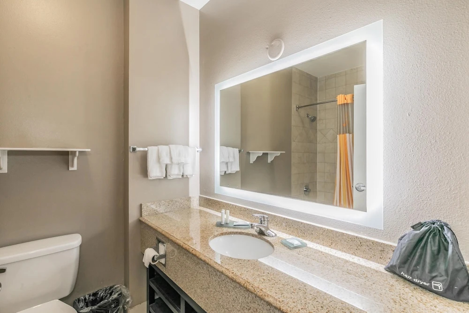 La Quinta Inn And Suites Granbury