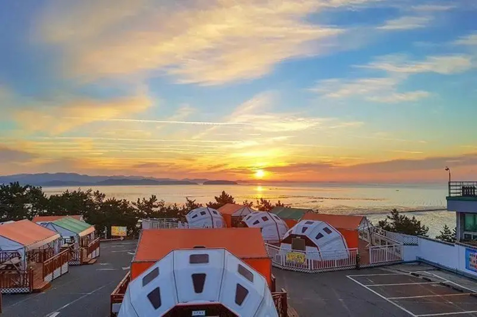 Seocheon Beach Glamping