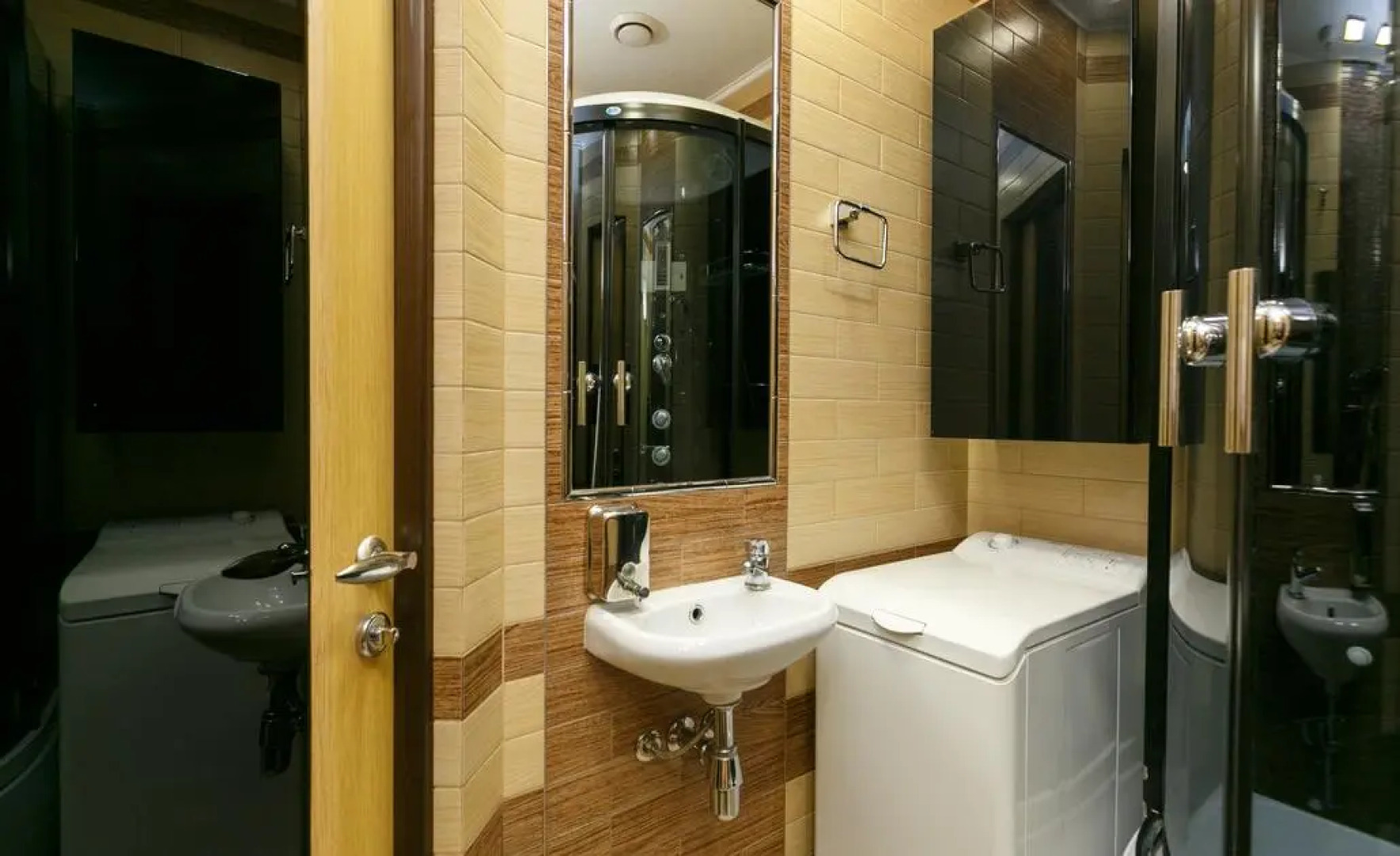 Апартаменты Юсинн на  пр-те Красный, д. 188