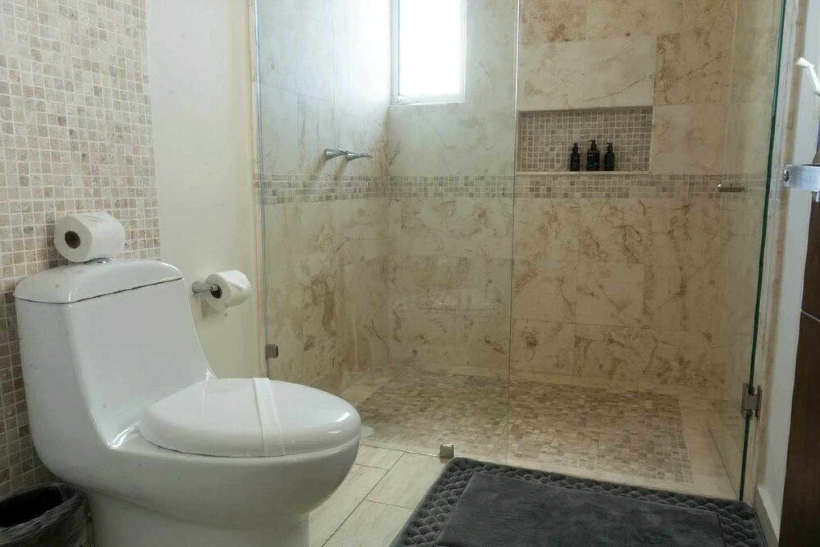 Casa Caleta, Surrounded by Nature, Ideal for Large Groups