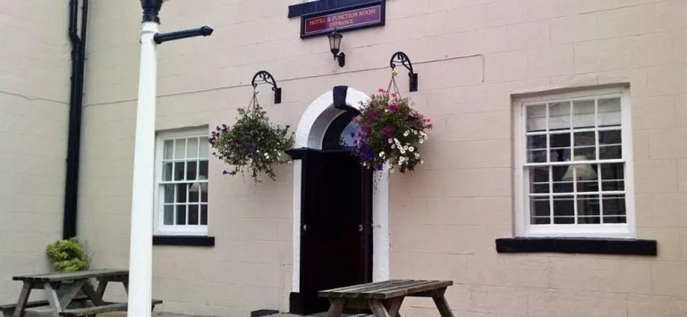 The Grant Arms Hotel