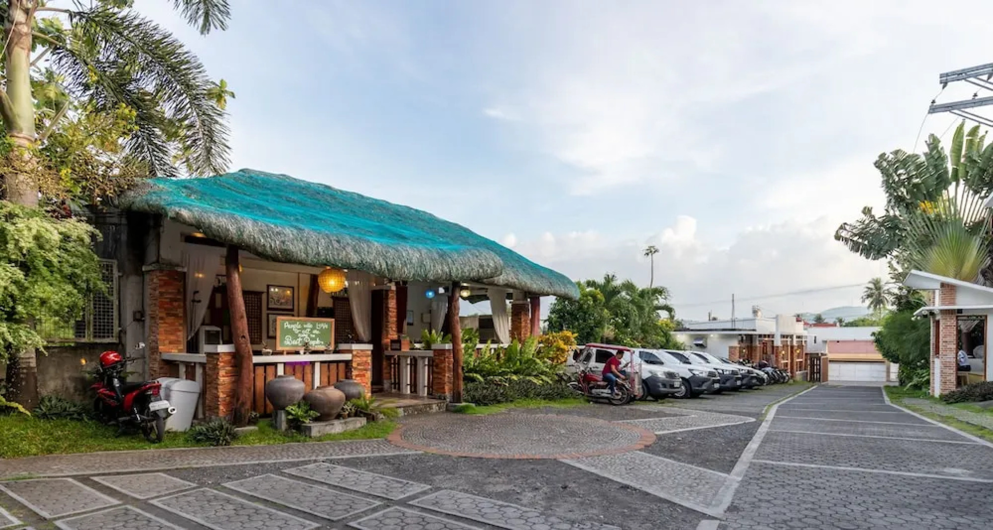 ZEN Rooms Casa Lorenzo Legazpi