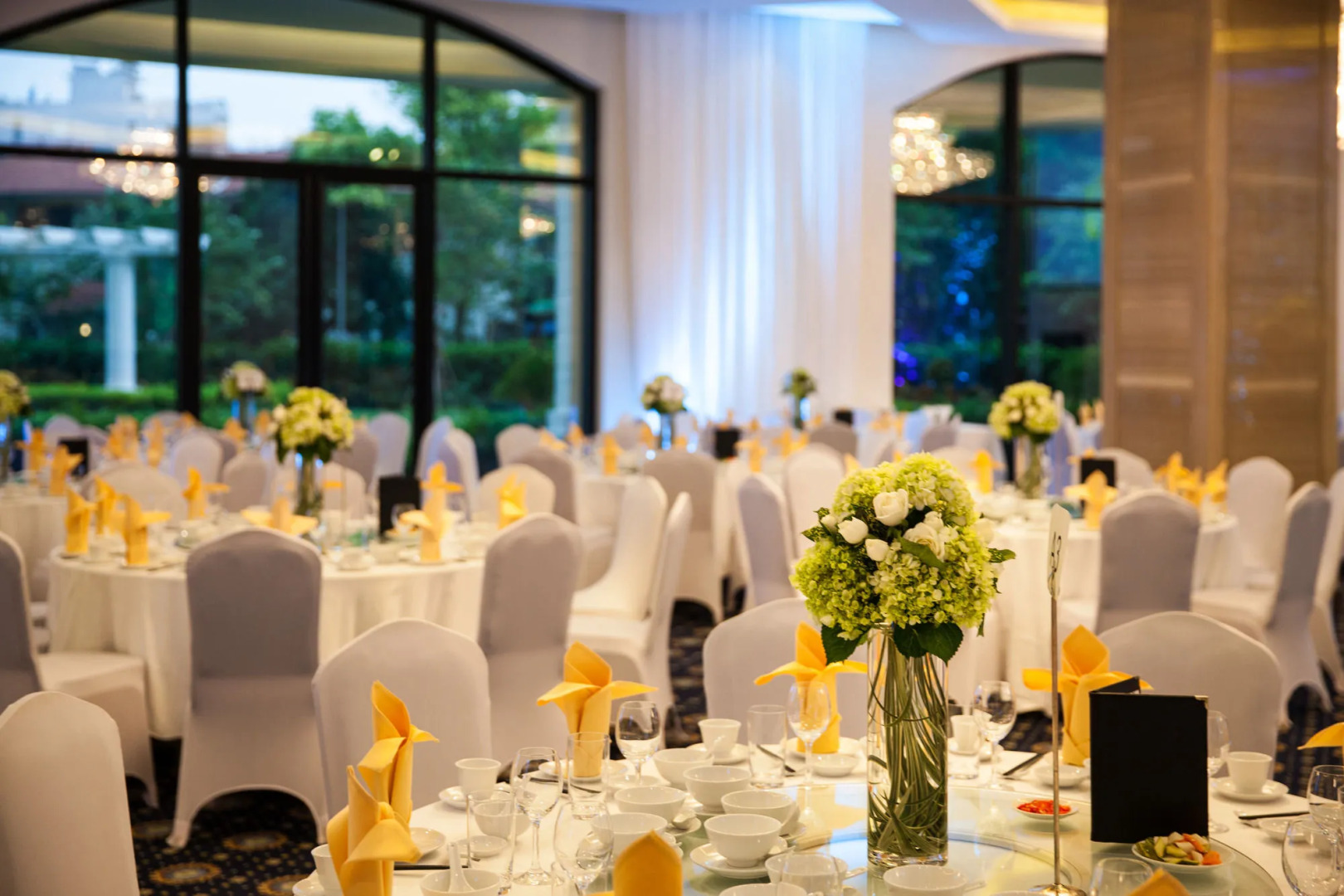 Elegant Suites Westlake