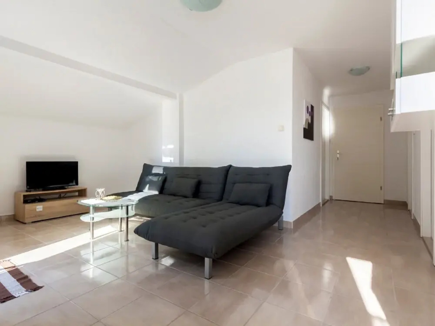 Apartment in Sveti Vid Near the Adriatic