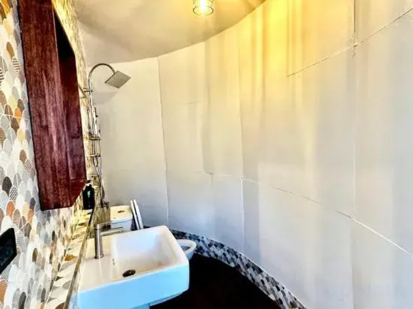 Hello Banchuen Beach