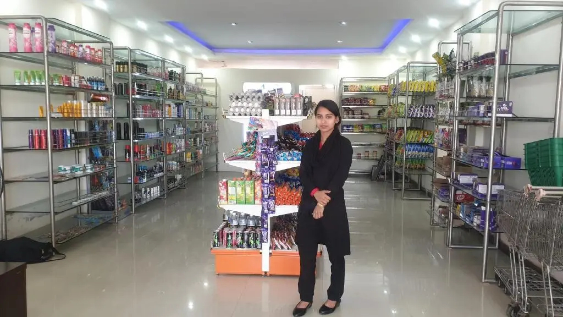 The Maple Leaf Complex