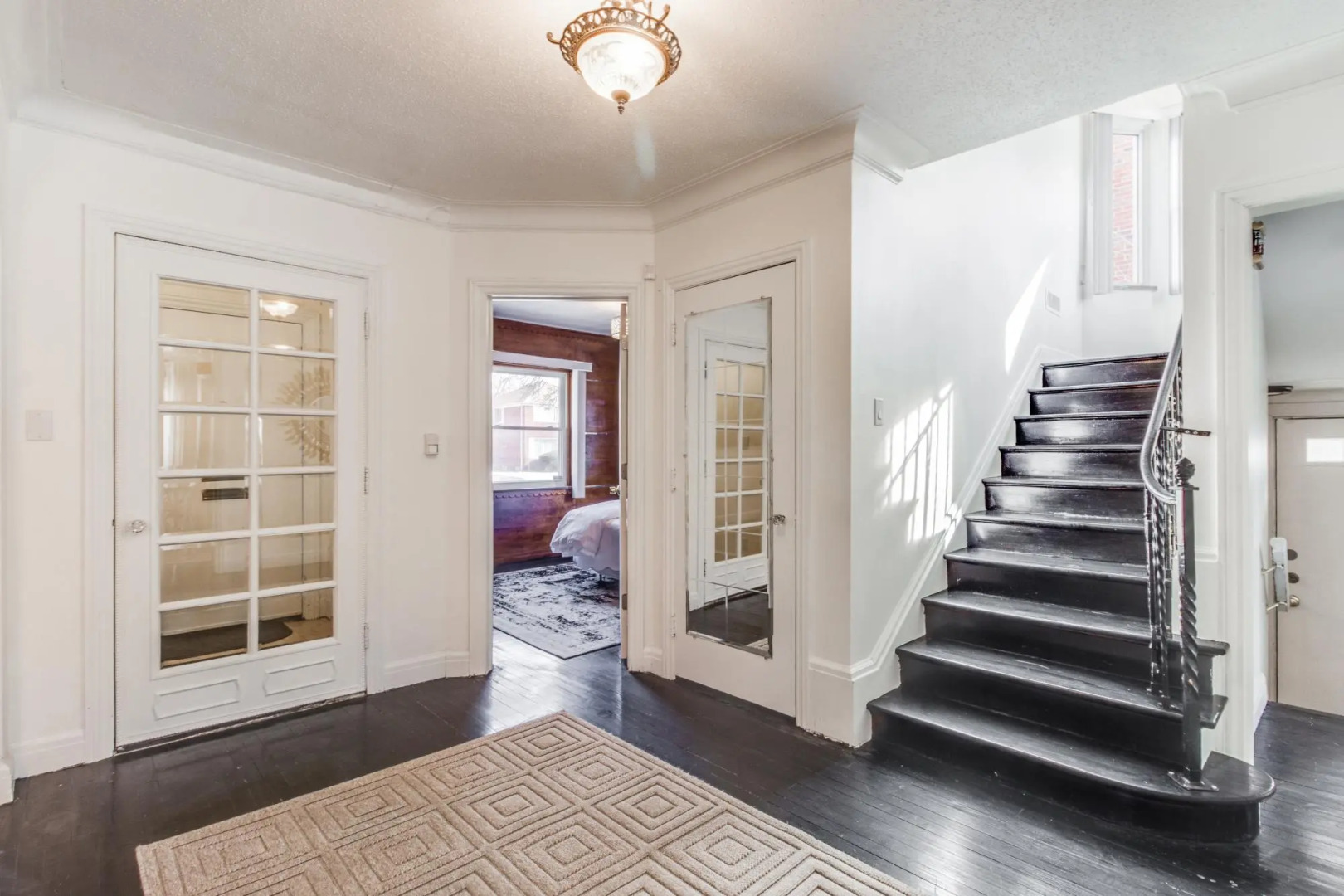 Spacious Luxury Home 5 min to Detroit Golf Club