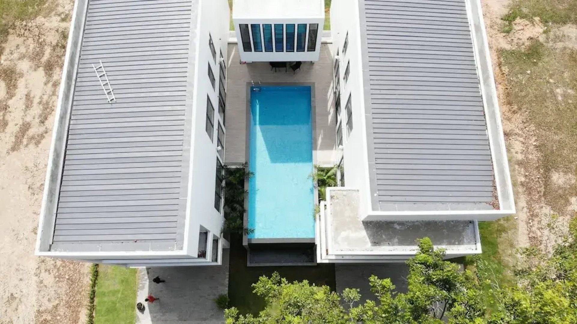 The Dahlias Luxury Residence