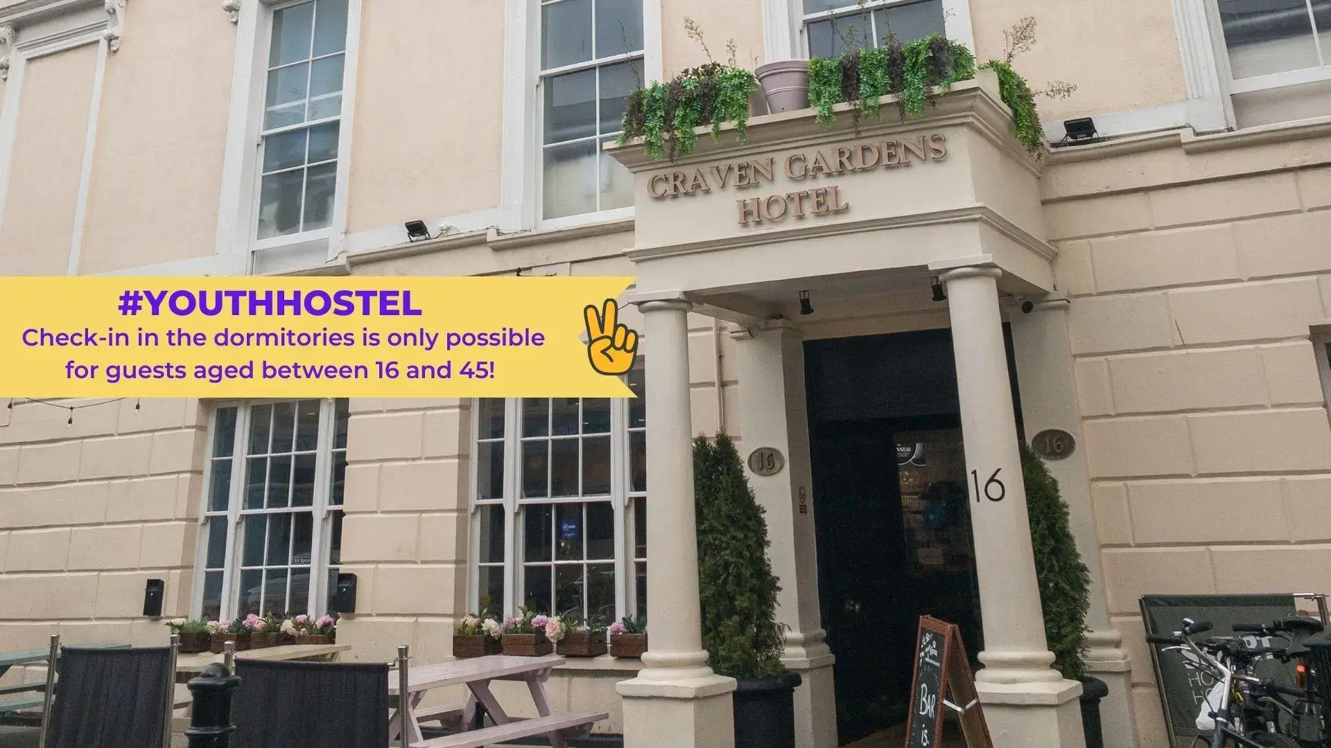 Smart Hyde Park View - Hostel