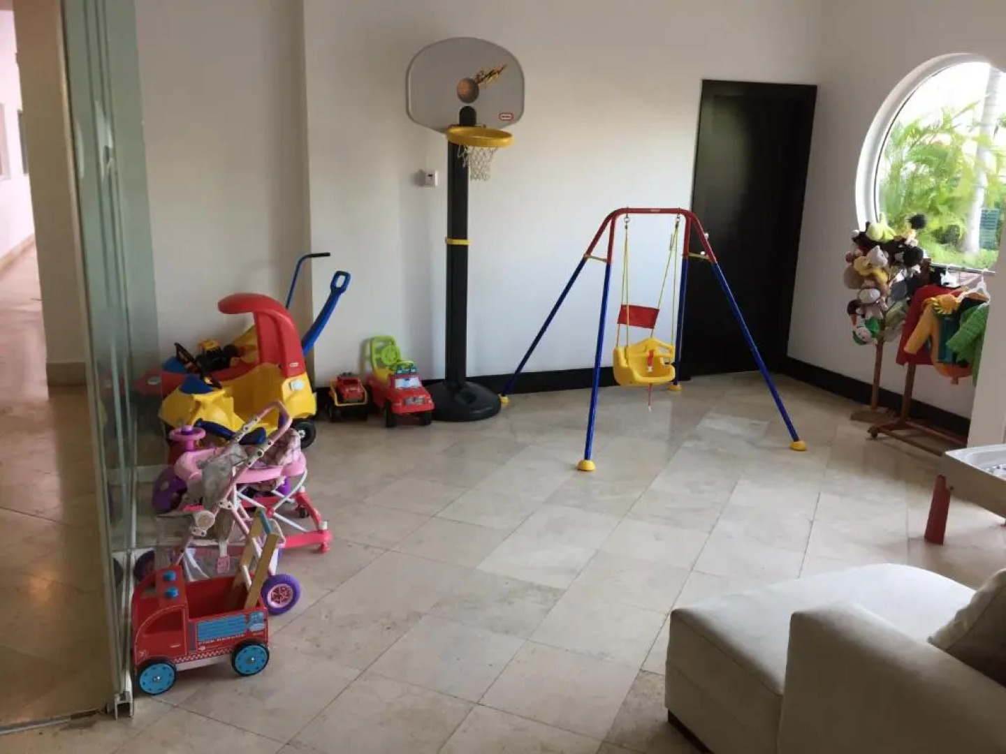 Bay View Grand Marina 1605 Sur