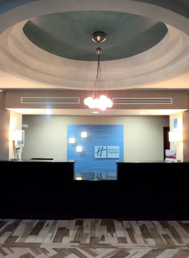 Holiday Inn Express & Suites Roanoke Rapids SE by IHG