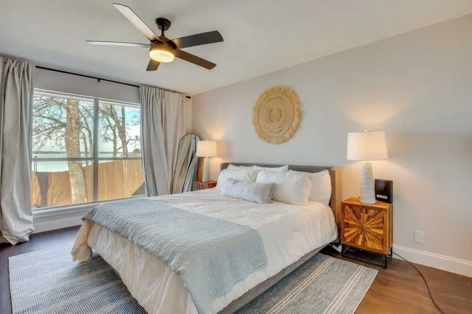 Dock & Fire Pit: Lakefront Gun Barrel City Getaway