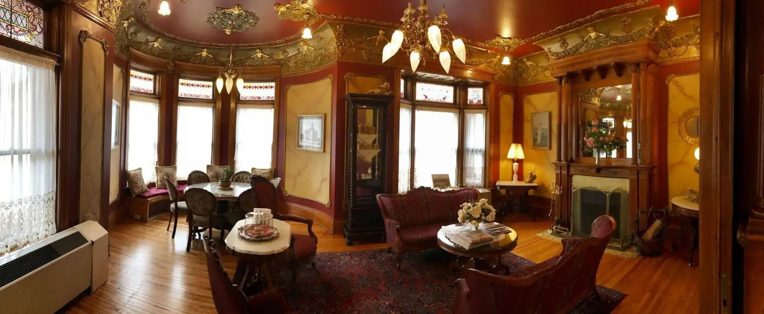 Redstone Inn And Suites