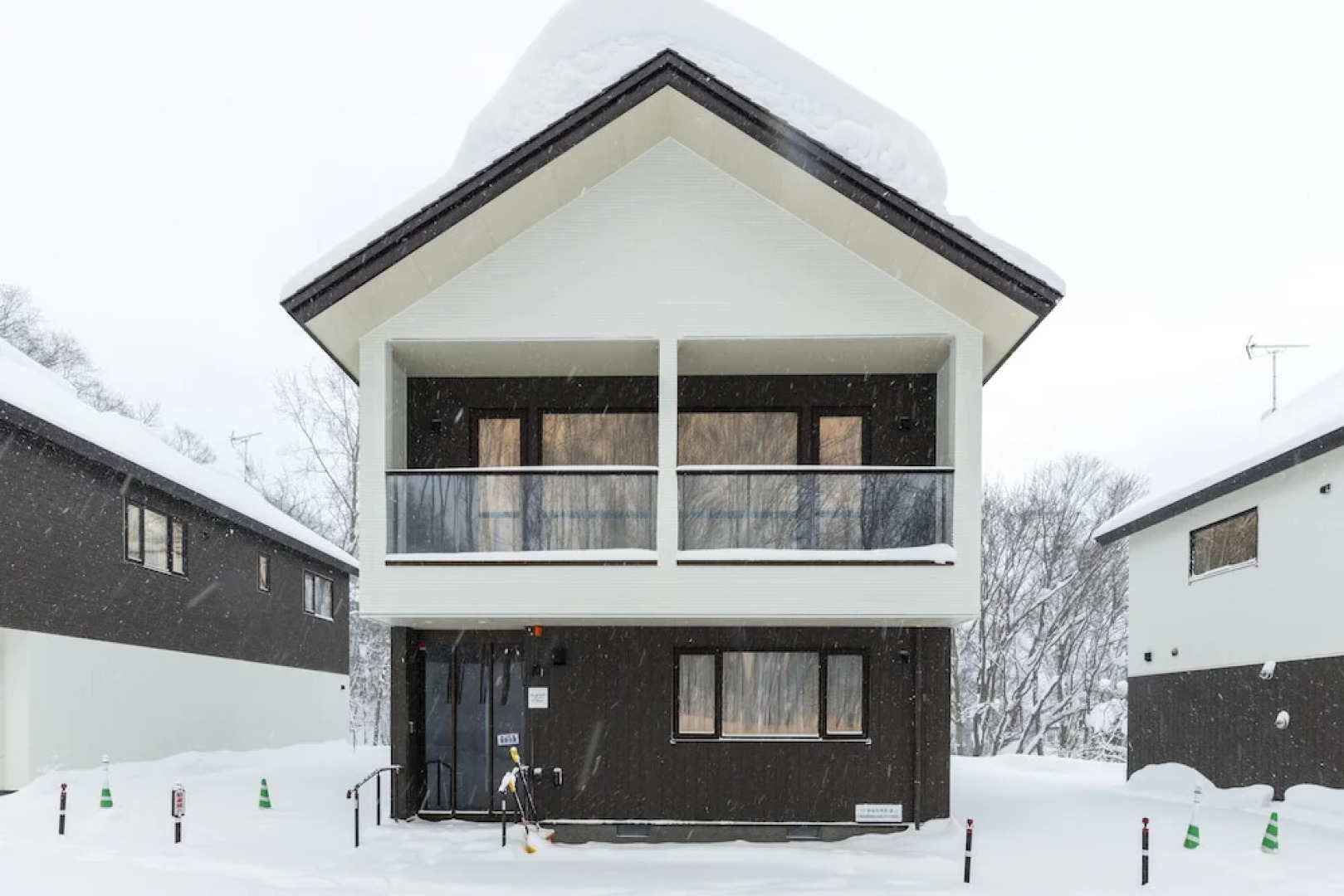 LYS GRACIEUX【Ezo Fuji hoothills】